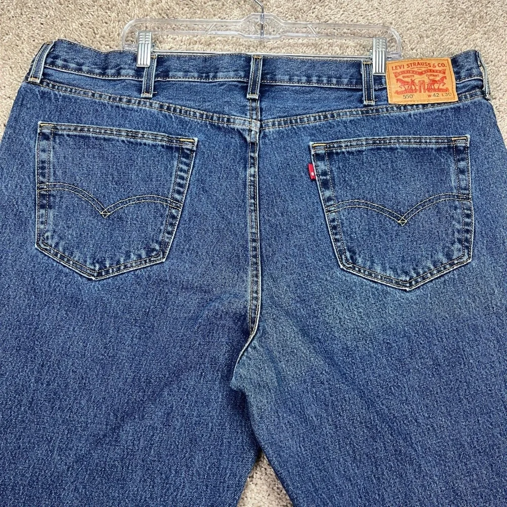 Levi's‎ 550 Relaxed Fit Jeans Men's 42x30 Blue Denim Pants Strauss Red Tab